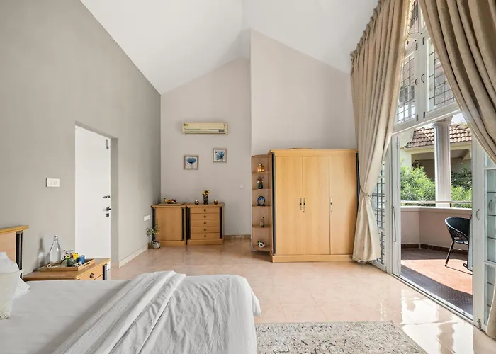 Nature'S Novelle 4Bhk Villa With Patio & Balcony