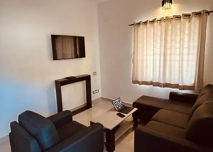 Glenville Holiday Villa - Nandi Hills