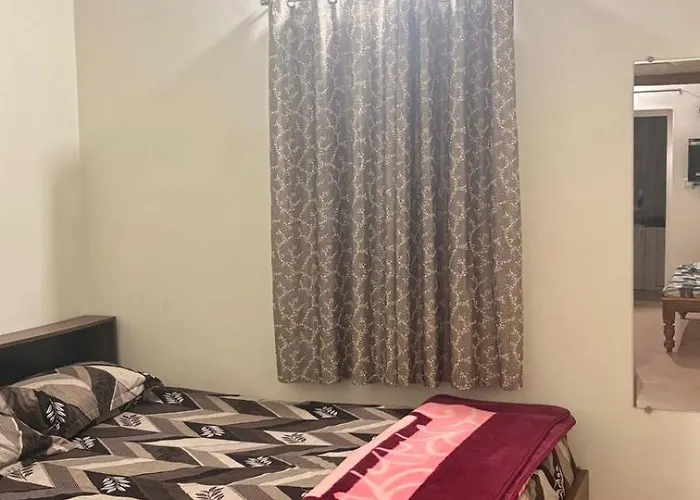 Single House With Garden For Your Stay
